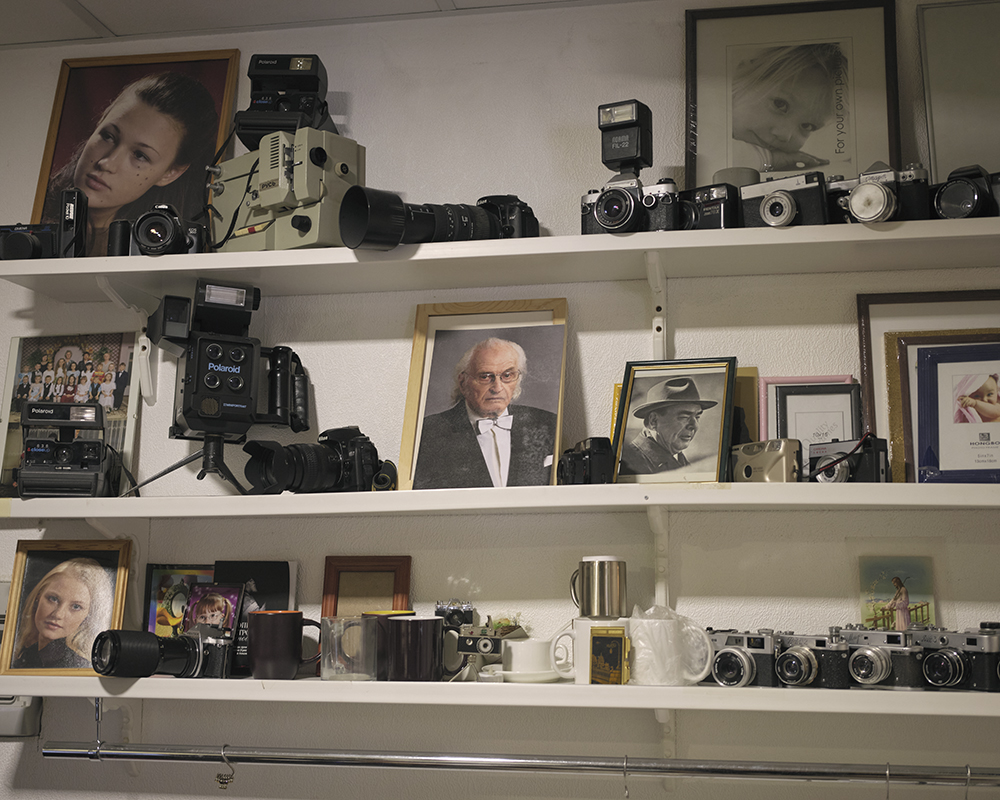 Faraway, so close.                                                 Faraway, so close.