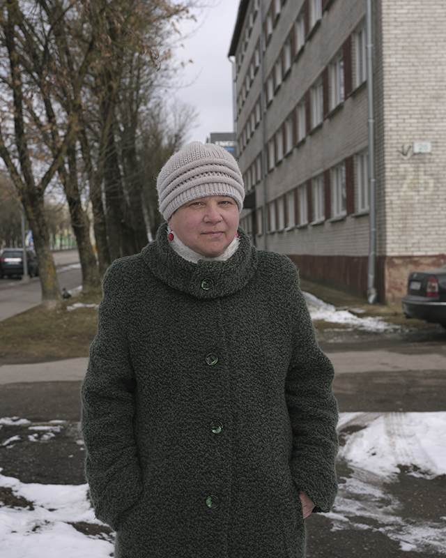 Faraway, so close.                                                 Faraway, so close.