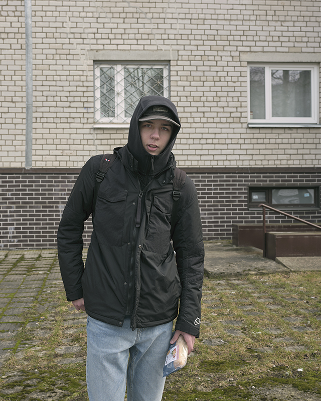 Faraway, so close.                                                 Faraway, so close.