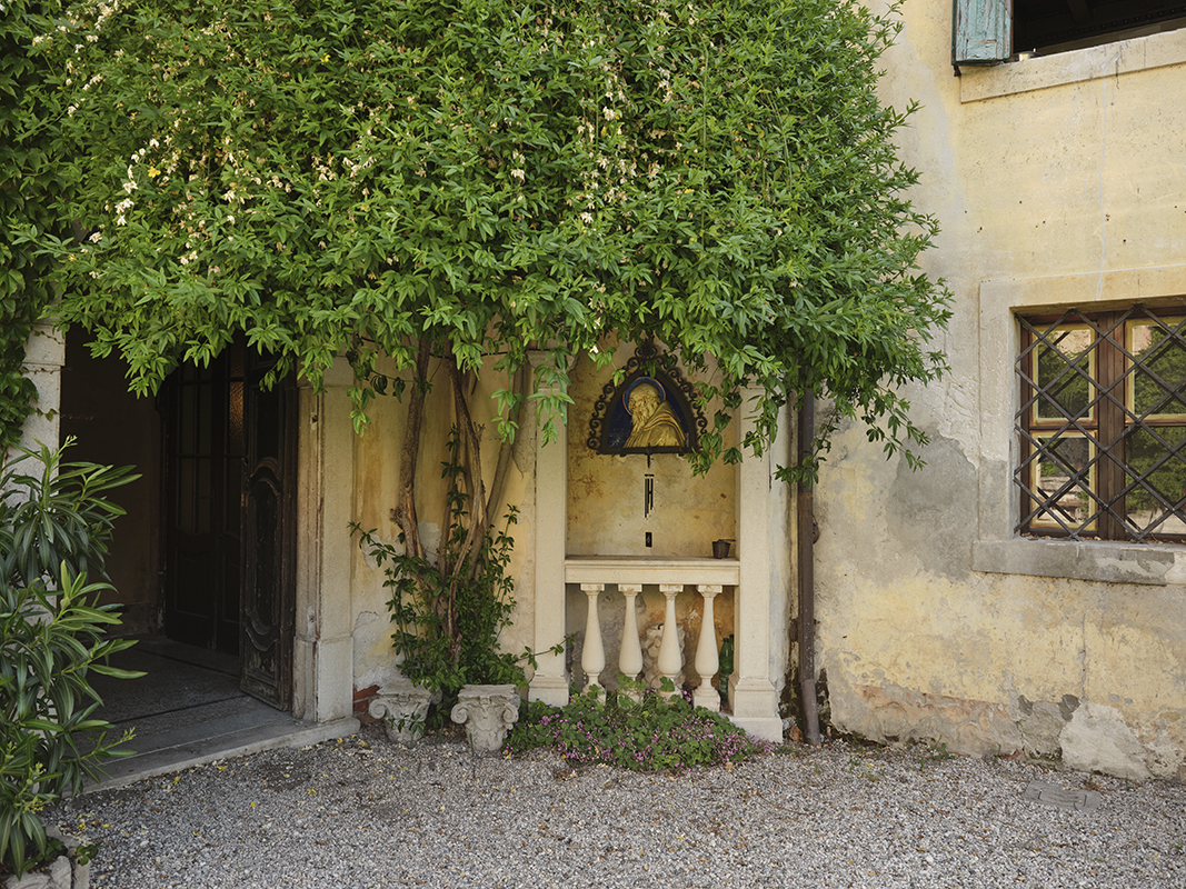 Zuccheri’s Art House                                                 